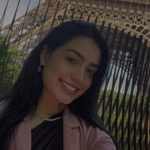 Meet your Posher, Maria